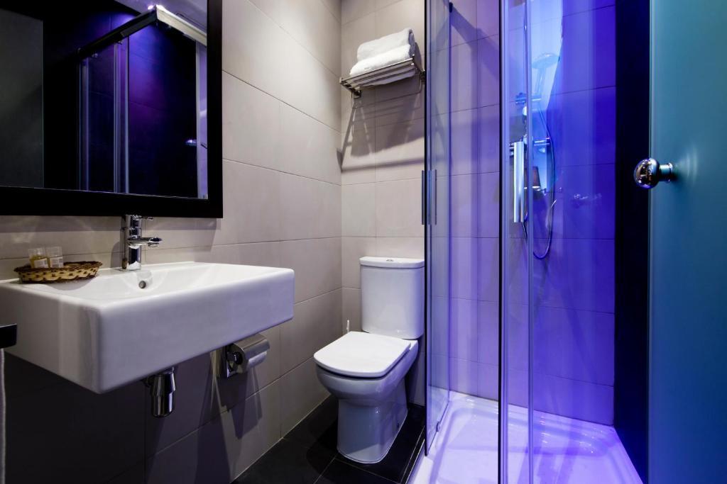 Hostal Bcn Ramblas Barcelona Pokój zdjęcie