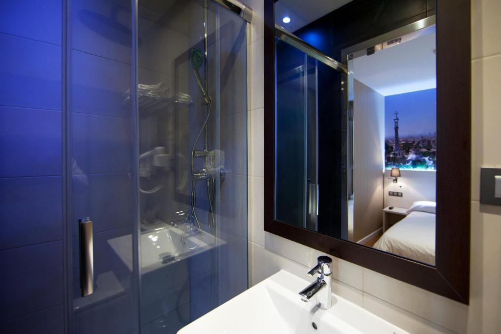 Hostal Bcn Ramblas Barcelona Pokój zdjęcie
