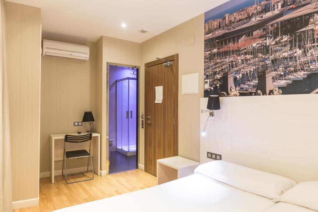Hostal Bcn Ramblas Barcelona Zewnętrze zdjęcie