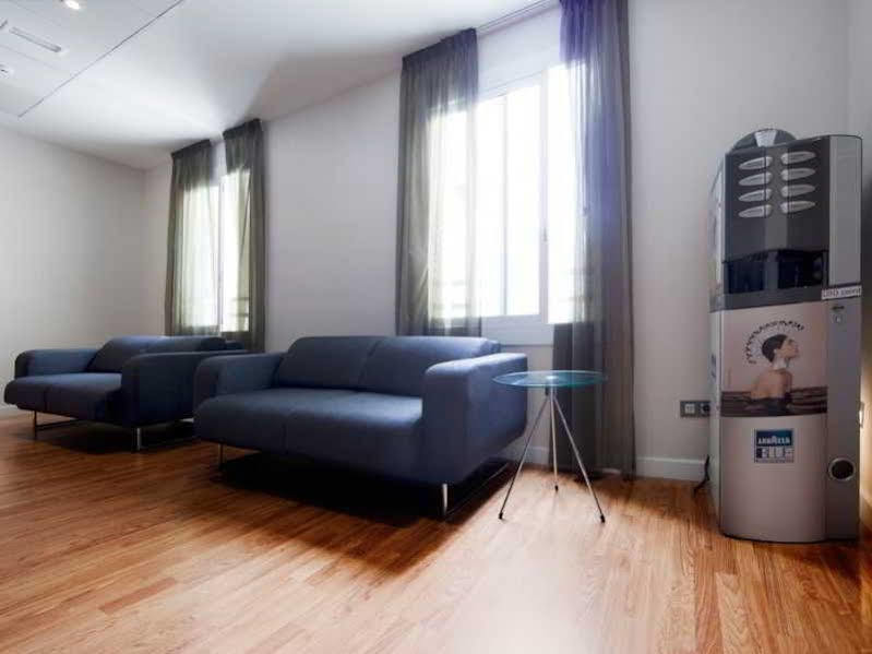 Hostal Bcn Ramblas Barcelona Zewnętrze zdjęcie