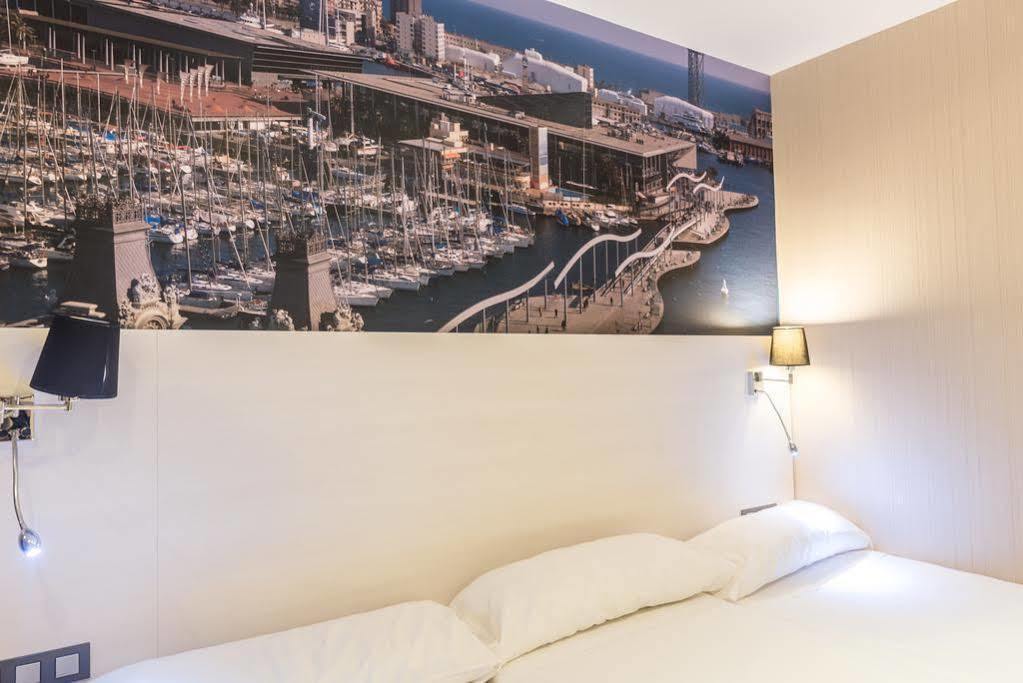 Hostal Bcn Ramblas Barcelona Zewnętrze zdjęcie